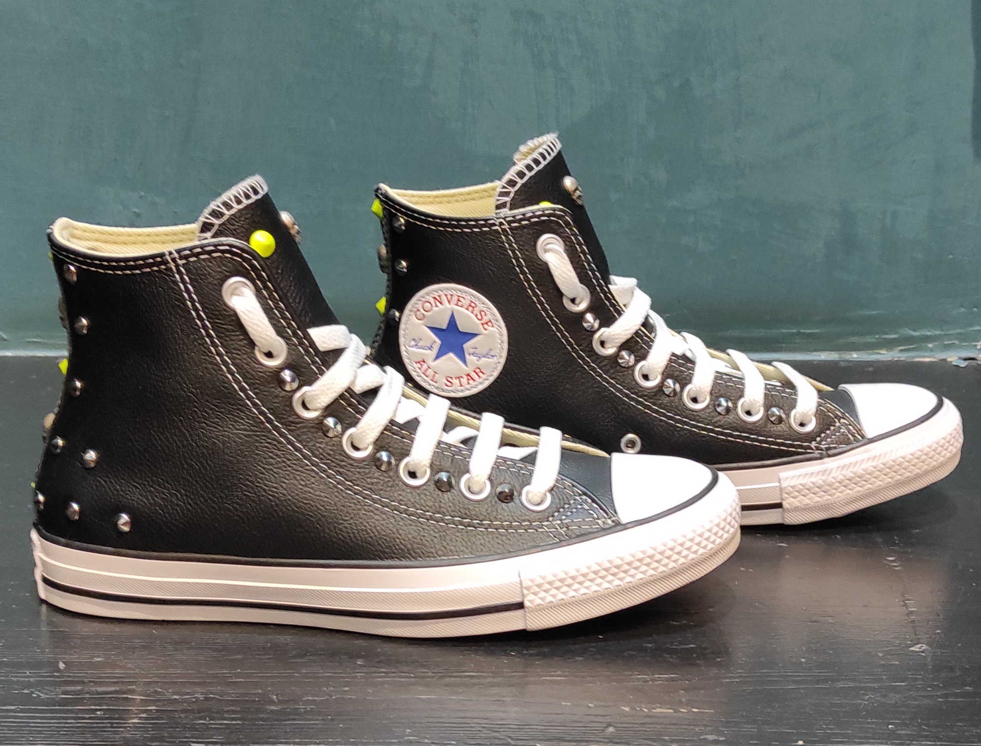 Chuck Taylor All Star Leather Borchie